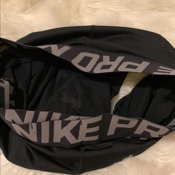 Nike pro spandex shorts - Picture 7 of 8